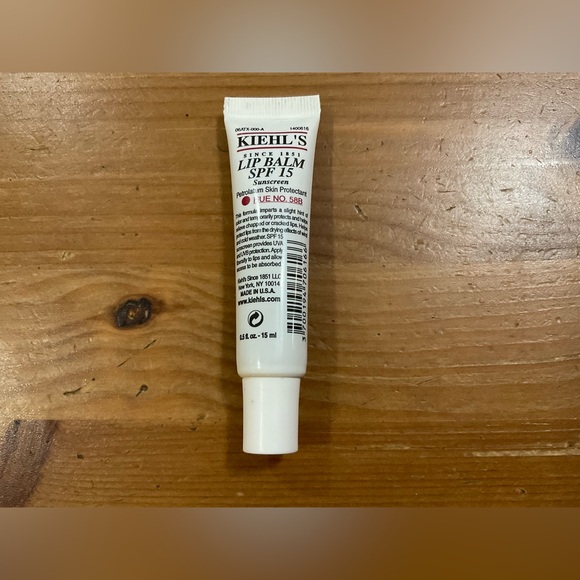 Kiehl’s:Trio/set of 3 lip balm hue58B , calendula toner, and wrinkle reducer. - Picture 3 of 4